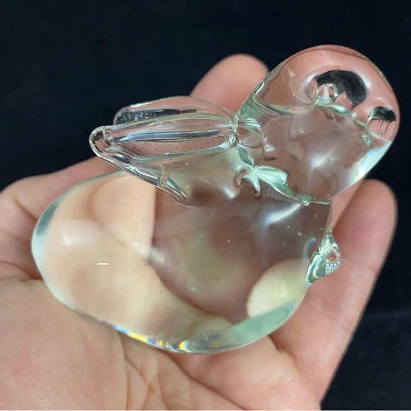 Vintage Clear Glass Bunny Rabbit Figurine Paperweight - Picture 2 of 7